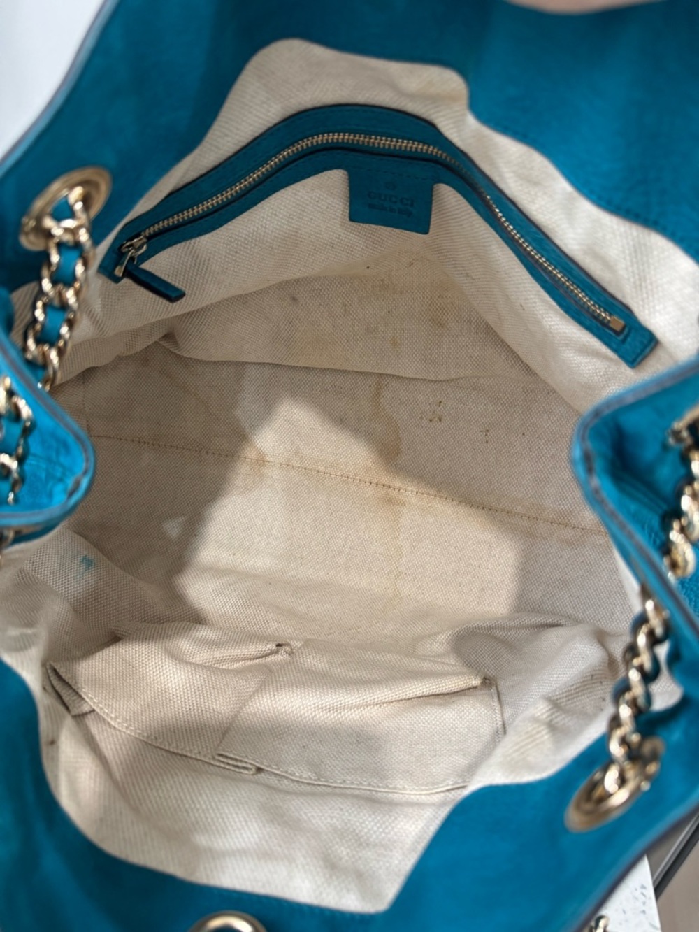 Gucci Soho  Teal Leather Shoulder Bag with Gold Chain Strap - Picture 7 of 11